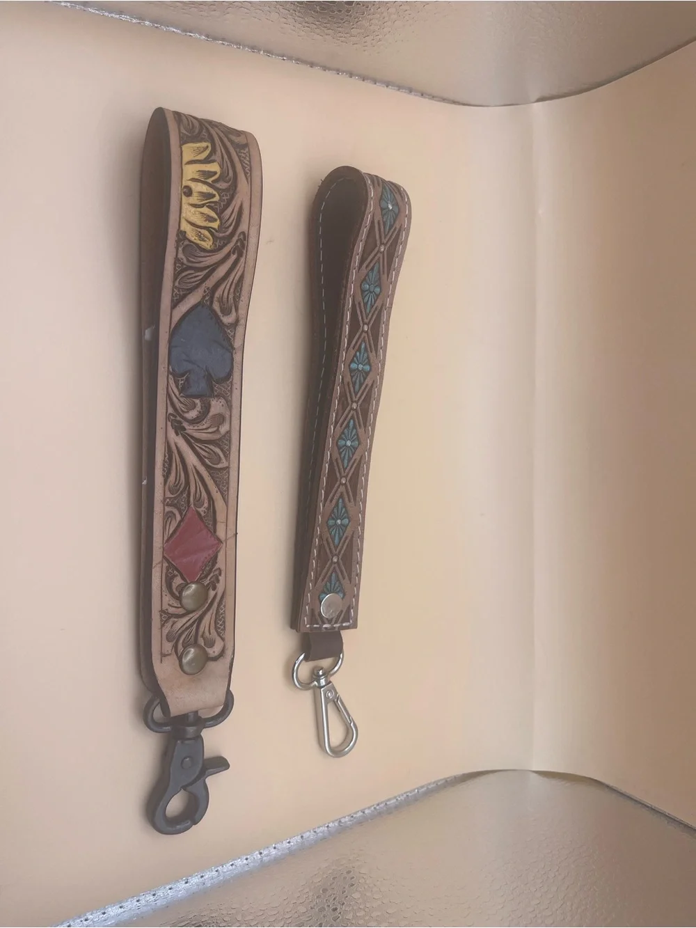 NWOT 2 Western Tooled Wristlet Keychains Poker Turquoise Floral